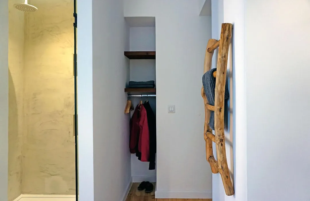 Sonel Investe Anjos Boutique Apartments By Get Your Stay-1