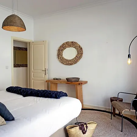 Sonel Investe Anjos Boutique Apartments By Get Your Stay-2