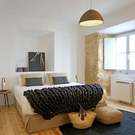 Sonel Investe Anjos Boutique Apartments By Get Your Stay-3
