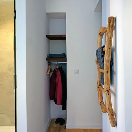 Sonel Investe Anjos Boutique Apartments By Get Your Stay-3